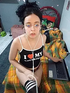 NinaSweet2 online show from October 2025 04:00:02 AM