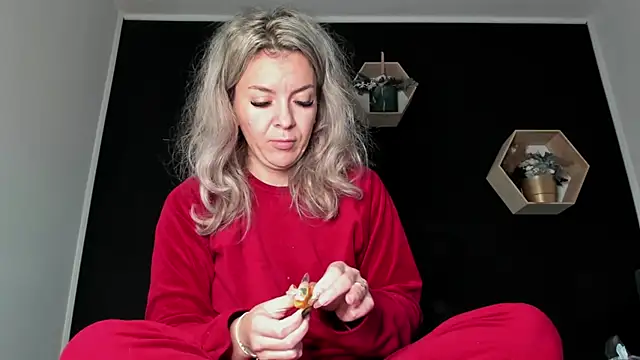 Alesys69 online show from November 2025 11:38:02 PM