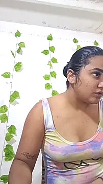 shayna all online show from September 2025 09:15:01 PM