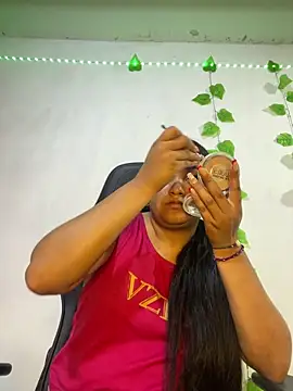 shayna all online show from March 2026 06:40:02 PM