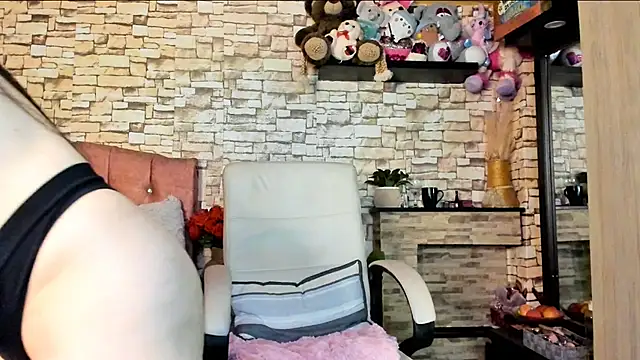 Carla expit online show from July 2026 12:32:02 AM