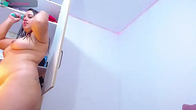 Luciana0226 online show from March 2025 09:53:02 PM