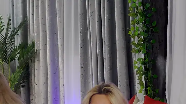 IsabelleEthan online show from November 2025 01:16:01 AM