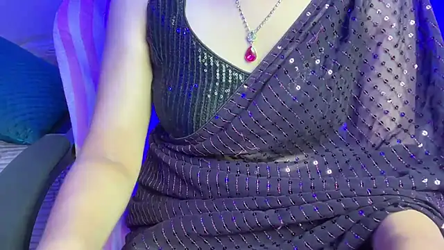 Queen Angelena online show from July 2026 05:26:02 PM