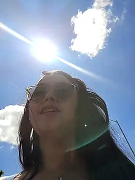 dannaparker online show from November 2025 04:46:01 PM