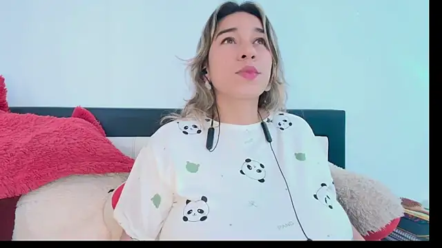 Snapshot of na-biky chatting on February 2026 06:11:02 PM na-biky online show from February 2026 06:11:02 PM