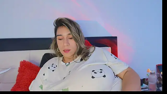 Snapshot of na-biky chatting on February 2026 01:50:01 AM na-biky online show from February 2026 01:50:01 AM