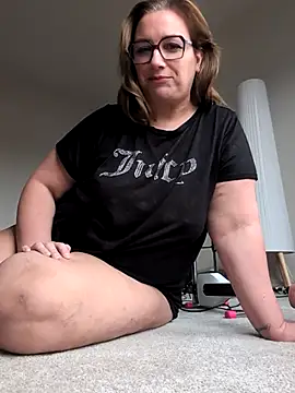 Snapshot of Canadian_BBW chatting on January 2026 07:30:01 PM Canadian BBW online show from January 2026 07:30:01 PM