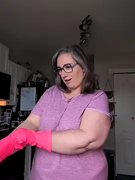 Snapshot of Canadian_BBW chatting on February 2026 07:40:01 PM Canadian BBW online show from February 2026 07:40:01 PM