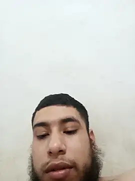 Snapshot of R3Y_S3X chatting on March 2025 04:08:02 AM R3Y S3X online show from March 2025 04:08:02 AM