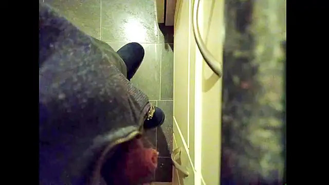 hairyuncut00 online show from February 2026 06:15:02 PM