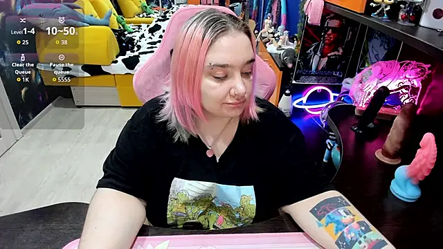 Softie Sofy online show from November 2025 03:07:01 AM