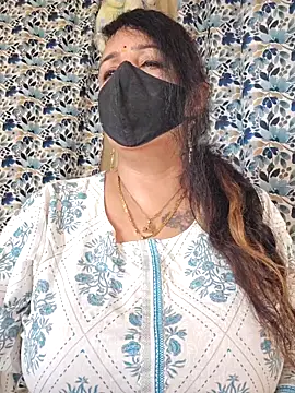 cute-tanvi online show from September 2025 01:53:01 AM