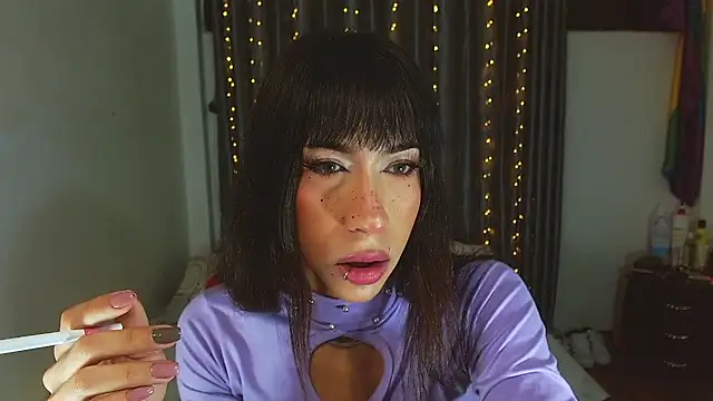 Kenisha Sweet online show from March 2026 12:03:01 AM