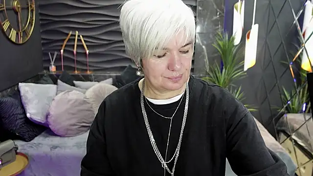 CarmenSoft online show from September 2025 09:07:02 PM