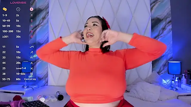 Snapshot of DanniaMonroee chatting on April 2026 01:58:01 AM DanniaMonroee online show from April 2026 01:58:01 AM