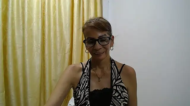 mommysexy16 online show from October 2025 03:49:02 AM