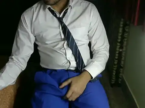 Snapshot of aloneboy1996 chatting on January 2025 05:58:02 PM aloneboy1996 online show from January 2025 05:58:02 PM