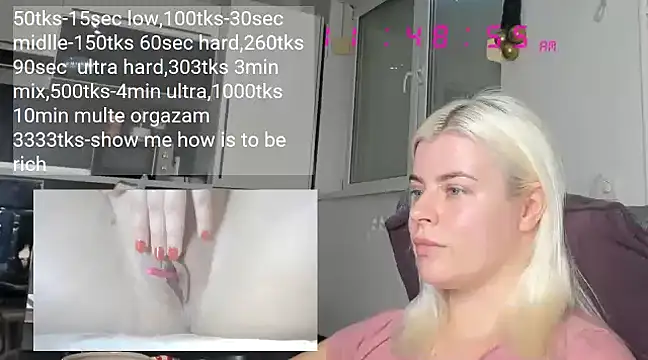 Snapshot of queenofthenighttt chatting on December 2024 10:49:01 AM queenofthenighttt online show from December 2024 10:49:01 AM