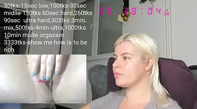 Snapshot of queenofthenighttt chatting on January 2025 08:39:01 AM queenofthenighttt online show from January 2025 08:39:01 AM