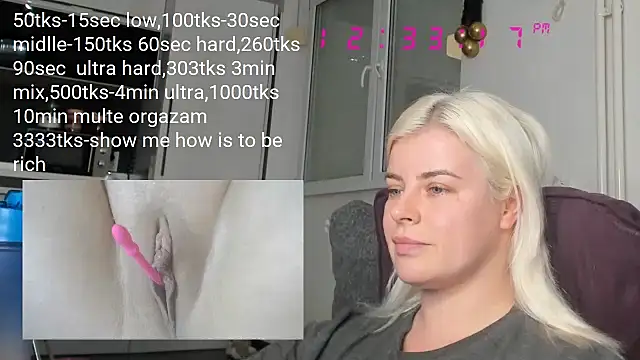 Snapshot of queenofthenighttt chatting on February 2025 11:34:01 AM queenofthenighttt online show from February 2025 11:34:01 AM