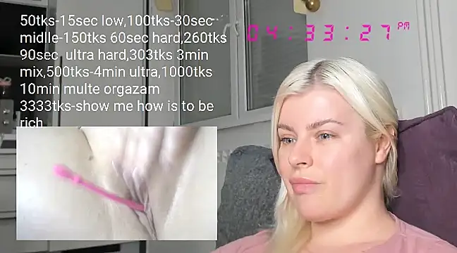 Snapshot of queenofthenighttt chatting on February 2025 03:35:01 PM queenofthenighttt online show from February 2025 03:35:01 PM