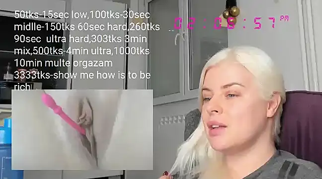 Snapshot of queenofthenighttt chatting on February 2025 01:08:02 PM queenofthenighttt online show from February 2025 01:08:02 PM