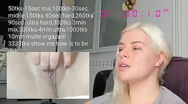 Snapshot of queenofthenighttt chatting on March 2025 12:01:02 PM queenofthenighttt online show from March 2025 12:01:02 PM