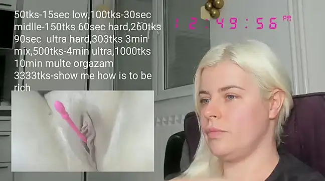 Snapshot of queenofthenighttt chatting on March 2025 11:51:01 AM queenofthenighttt online show from March 2025 11:51:01 AM