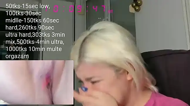 Snapshot of queenofthenighttt chatting on March 2025 09:10:01 AM queenofthenighttt online show from March 2025 09:10:01 AM