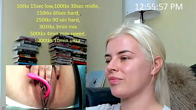 Snapshot of queenofthenighttt chatting on November 2025 11:54:02 AM queenofthenighttt online show from November 2025 11:54:02 AM