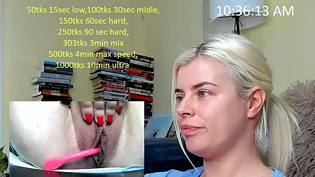 Snapshot of queenofthenighttt chatting on December 2025 09:35:02 AM queenofthenighttt online show from December 2025 09:35:02 AM