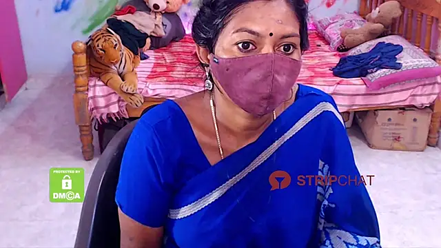 Snapshot of Novapol chatting on February 2025 02:06:02 AM Novapol online show from February 2025 02:06:02 AM