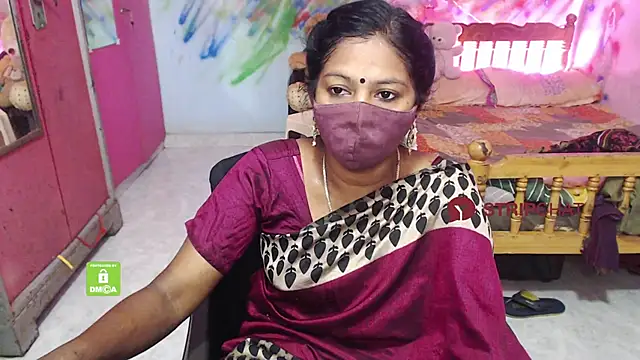 Snapshot of Novapol chatting on September 2025 12:40:01 PM Novapol online show from September 2025 12:40:01 PM