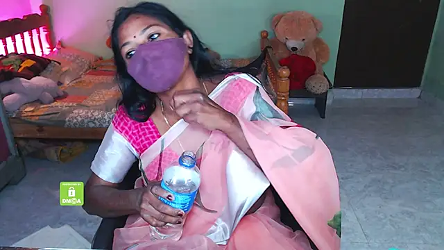 Snapshot of Novapol chatting on December 2025 06:41:02 AM Novapol online show from December 2025 06:41:02 AM