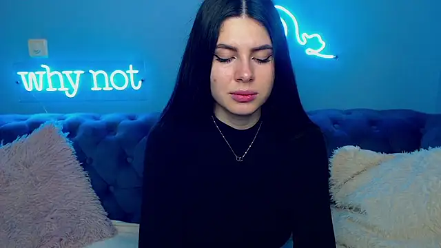 ViollinaLove online show from February 2025 11:49:02 AM