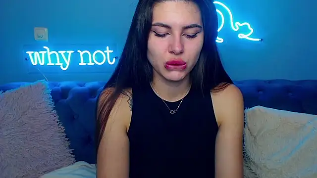 ViollinaLove online show from September 2025 04:56:01 AM