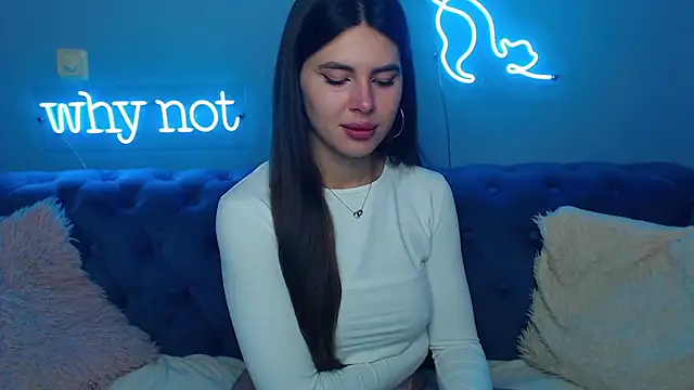 ViollinaLove online show from September 2025 04:50:01 AM