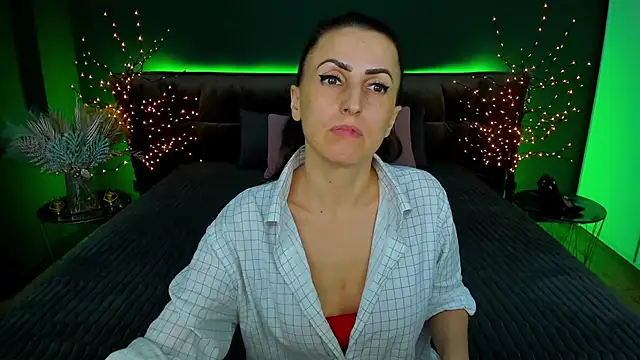 Rebecca Diamond online show from January 2025 12:45:02 PM