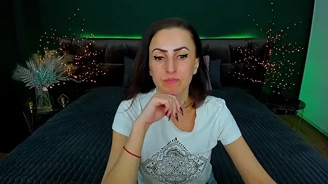 Rebecca Diamond online show from February 2025 09:32:02 AM