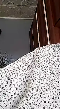 Rolandxxxr online show from March 2025 01:32:02 PM