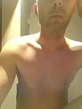 Rolandxxxr online show from February 2026 08:17:02 PM