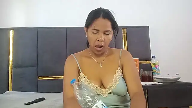 aleixane online show from March 2026 06:28:01 AM