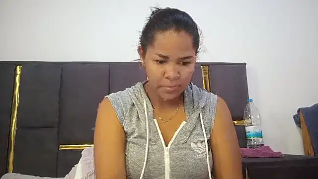 aleixane online show from May 2026 05:16:02 AM