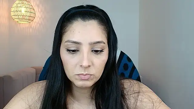 YummyAnna  online show from April 2026 07:58:01 PM