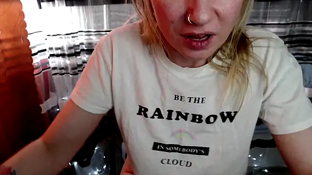 Snapshot of cold_lollipop chatting on February 2025 10:06:02 AM cold lollipop online show from February 2025 10:06:02 AM