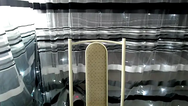 Snapshot of cold_lollipop chatting on March 2025 07:08:02 AM cold lollipop online show from March 2025 07:08:02 AM