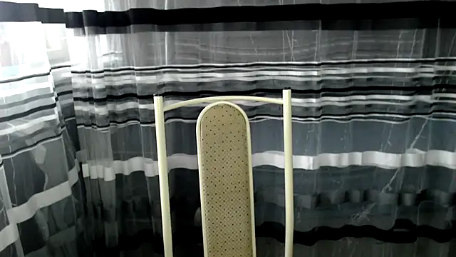 Snapshot of cold_lollipop chatting on March 2025 07:14:02 AM cold lollipop online show from March 2025 07:14:02 AM