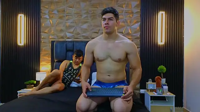 Snapshot of FelipeAndMarcello3 chatting on February 2025 03:56:02 PM FelipeAndMarcello3 online show from February 2025 03:56:02 PM