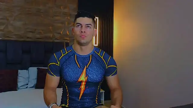 Snapshot of FelipeAndMarcello3 chatting on February 2025 10:58:01 PM FelipeAndMarcello3 online show from February 2025 10:58:01 PM